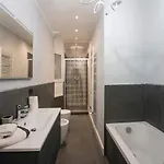 Arts At Argonne Апартаменты *